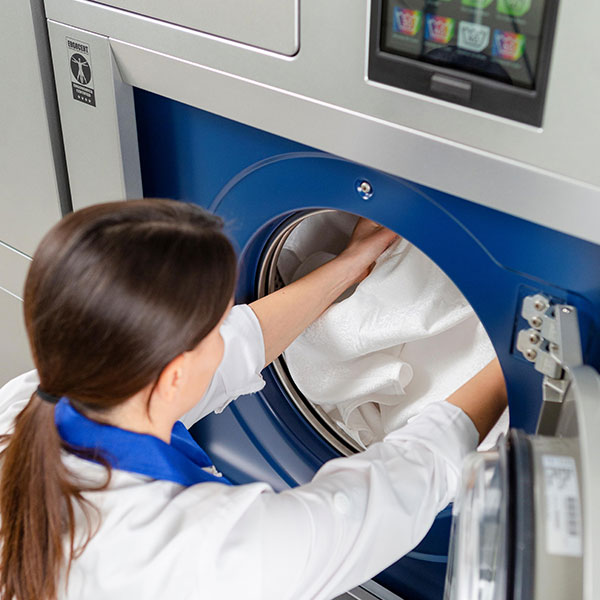 How-you-can-add-sustainability-to-each-step-of-the-professional-laundry-process_img_3